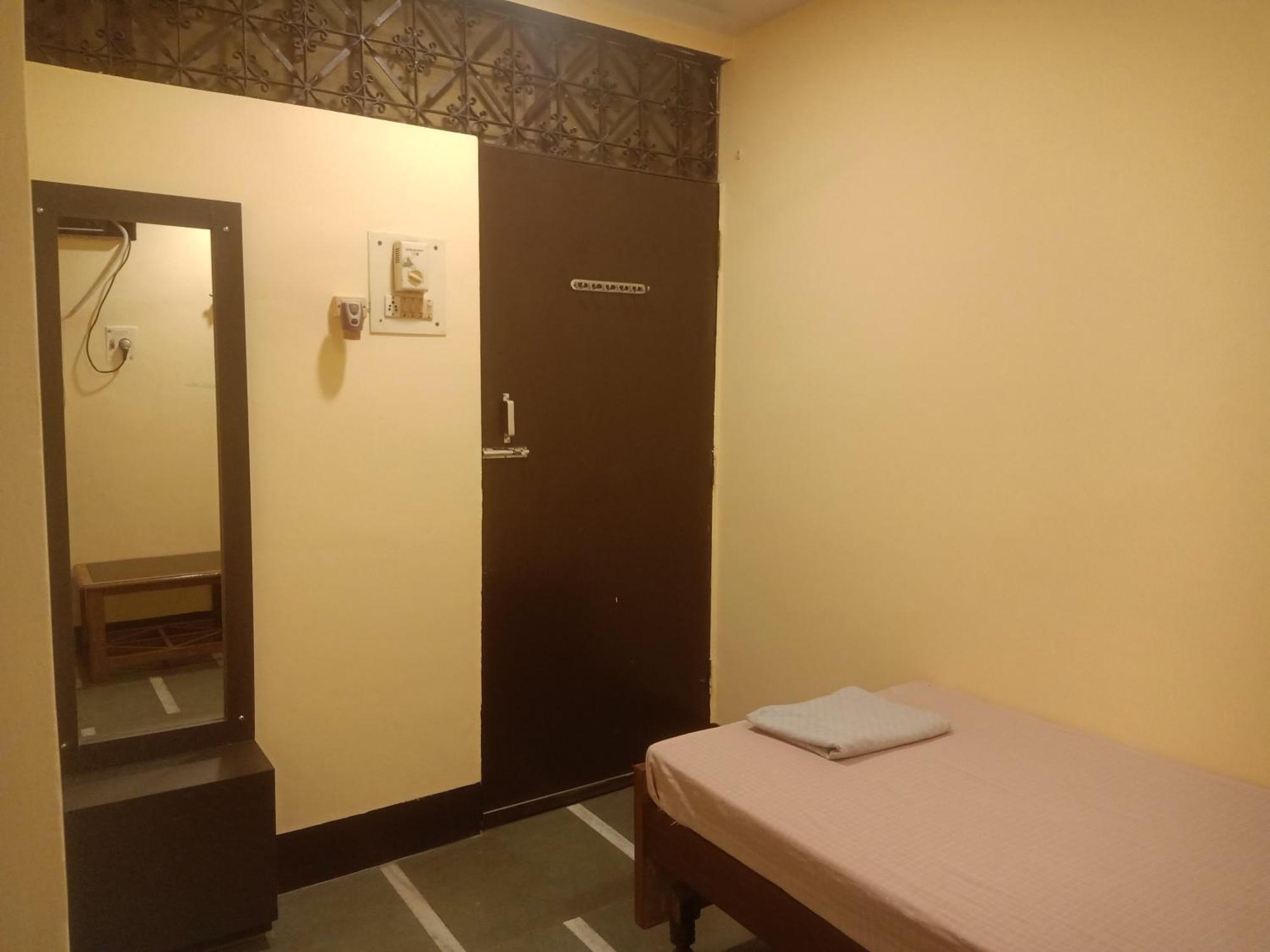 Scindhia Guest House Waranasi Zewnętrze zdjęcie